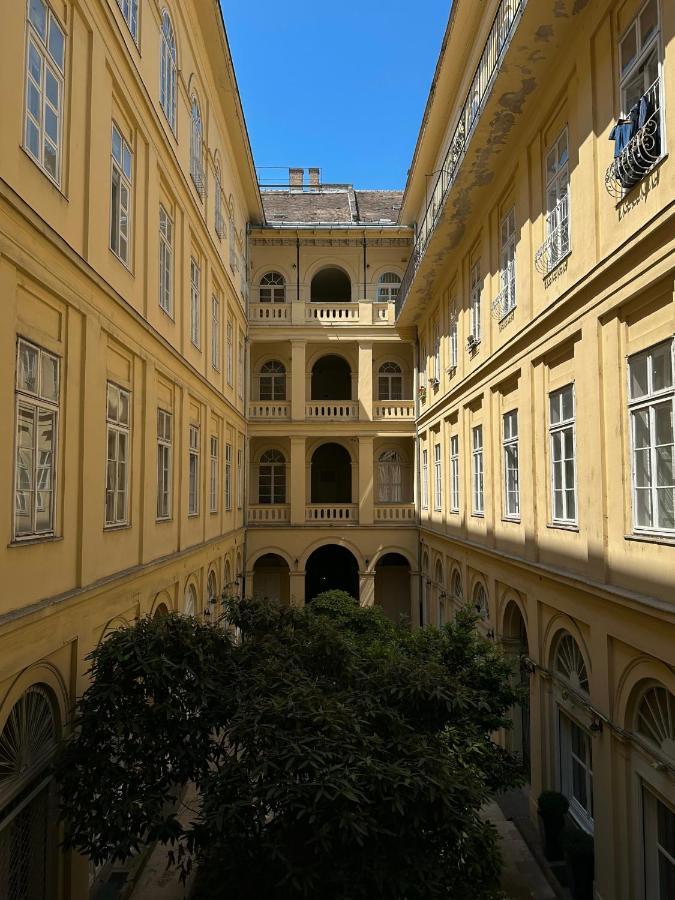 Old Town Apart Apartment Budapest Exterior photo